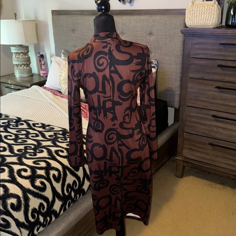 Brown and Black Graphic Long Sleeve Dress - Picture 2 of 2